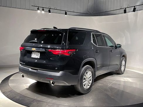Used 2023 Chevrolet Traverse LT w/ Rear Camera Mirror Package image 11