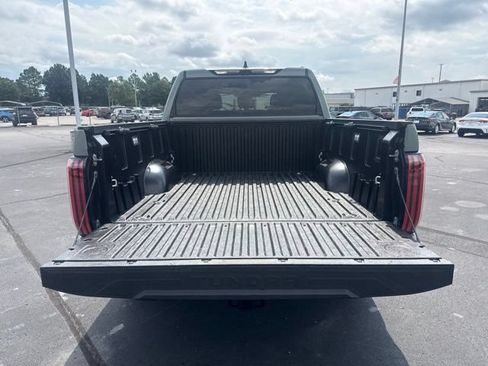 Used 2024 Toyota Tundra Platinum AWD/4WD image 20