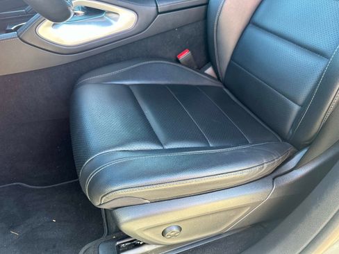 Used 2022 Mercedes-Benz GLE 350 4MATIC image 18