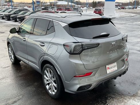 Used 2024 Buick Encore GX Avenir w/ Avenir Convenience Package FWD image 7