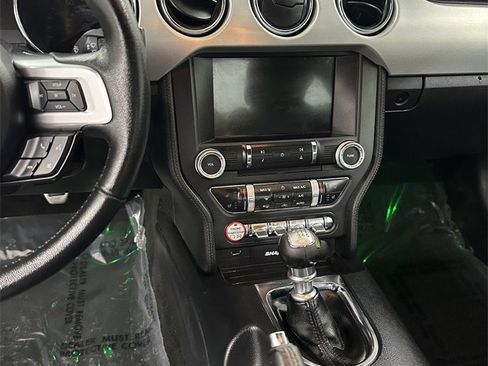 Used 2017 Ford Mustang GT Premium image 19