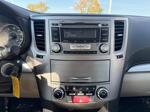 Used 2013 Subaru Legacy 2.5i Premium w/ All-Weather Pkg image 12