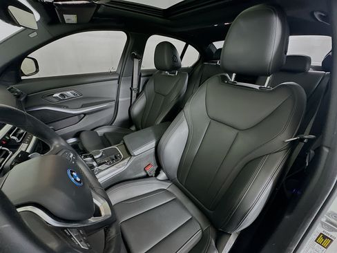 Used 2022 BMW 330e w/ Premium Package RWD image 13