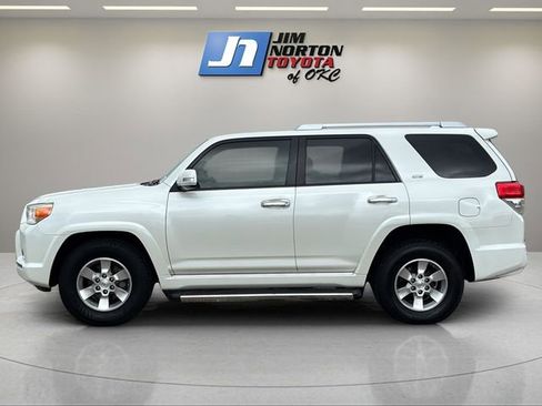 Used 2013 Toyota 4Runner SR5 RWD image 8
