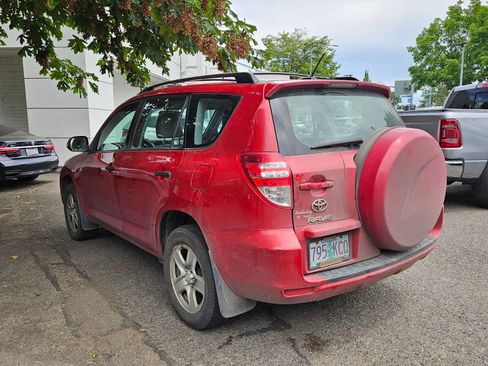 Used 2011 Toyota RAV4 4WD image 4