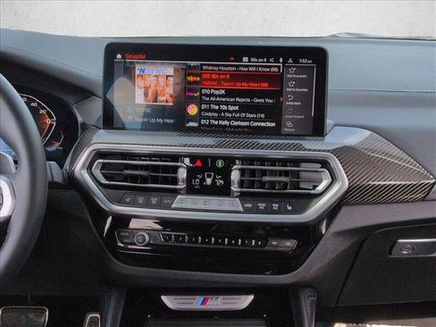 Used 2023 BMW X4 M40i w/ Premium Package image 15