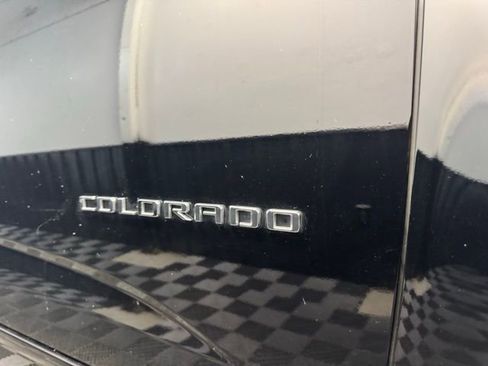 Used 2022 Chevrolet Colorado W/T RWD image 33