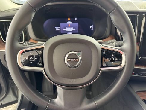 Used 2024 Volvo XC60 B5 Plus w/ Protection Package Premier AWD/4WD image 30