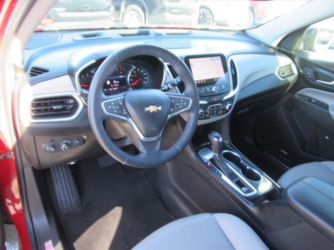 Used 2019 Chevrolet Equinox Premier image 14