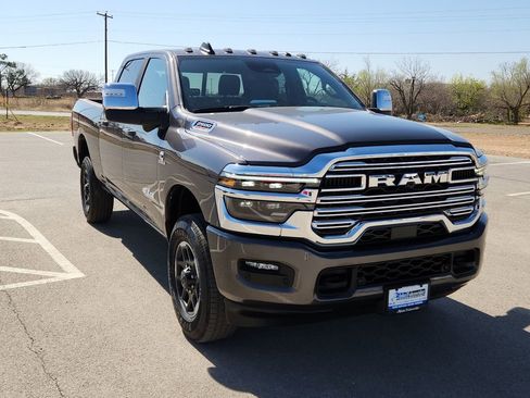 New 2025 RAM 2500 Laramie image 6