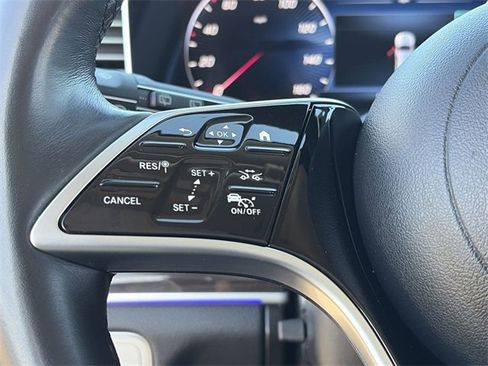 Used 2024 Mercedes-Benz GLS 450 4MATIC image 22