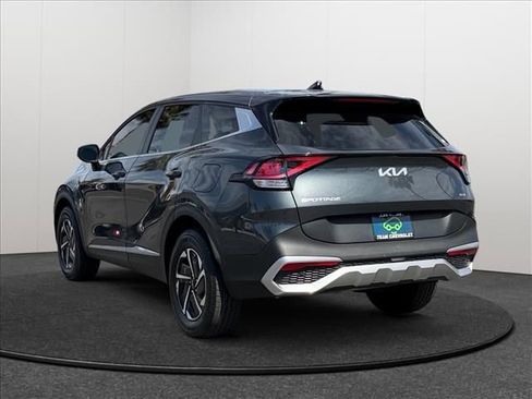Used 2023 Kia Sportage LX AWD/4WD image 3