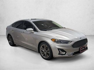 Used 2019 Ford Fusion Titanium video 3