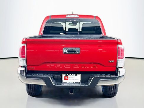 Used 2020 Toyota Tacoma TRD Off-Road image 6