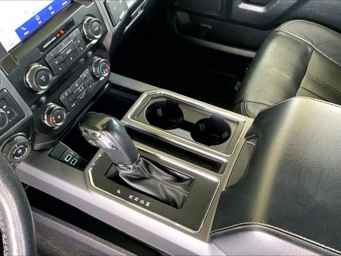 Used 2019 Ford F150 XLT w/ Equipment Group 302A Luxury image 17