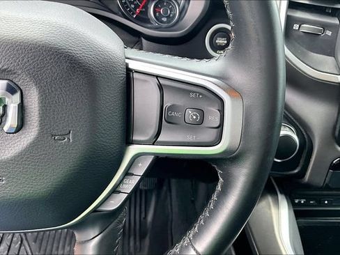 Used 2019 RAM 1500 Big Horn AWD/4WD image 17