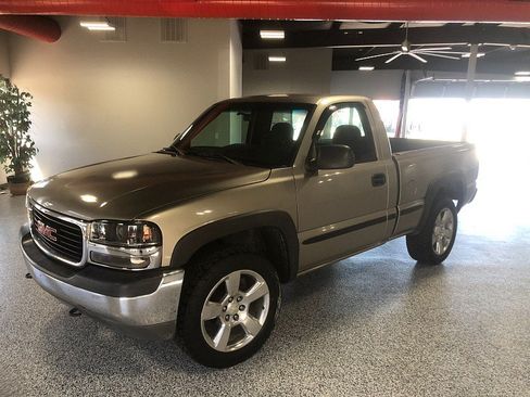 Used 2000 GMC Sierra 1500 SL w/ Convenience Group AWD/4WD image 1