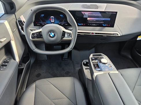 New 2026 BMW iX xDrive60 w/ Premium Package image 11