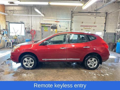 Used 2014 Nissan Rogue S AWD/4WD image 6