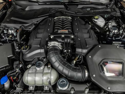 Used 2021 Ford Mustang GT Premium w/ GT Performance Package RWD image 3