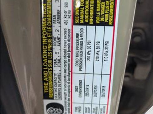 Used 2020 Toyota Tacoma TRD Off-Road w/ TRD Premium Off Road Package AWD/4WD image 16