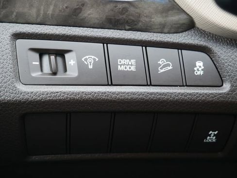 Used 2018 Hyundai Santa Fe Sport w/ 2.4L Value Package 02 image 30