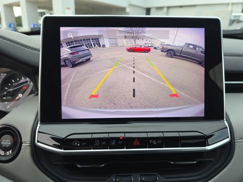 Used 2024 Jeep Compass Limited image 26