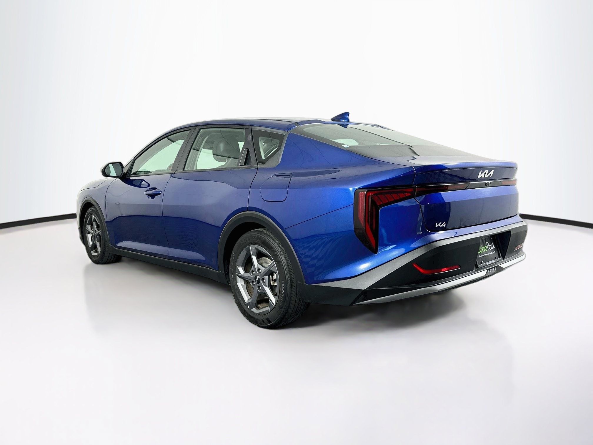 Used 2025 Kia K4 FWD image 5