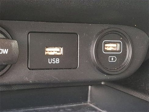 Used 2021 Hyundai Elantra SEL w/ Convenience Package image 21