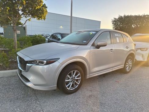 Used 2025 MAZDA CX-5 AWD 2.5 S w/ Preferred Package image 4