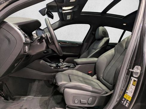 Used 2024 BMW X4 xDrive30i w/ Premium Package image 22