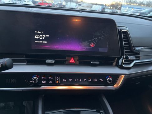 Used 2023 Kia Sportage EX image 32