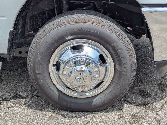 New 2026 RAM 3500 Tradesman AWD/4WD image 12