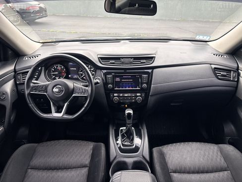 Used 2018 Nissan Rogue SV w/ Premium Package AWD/4WD image 22