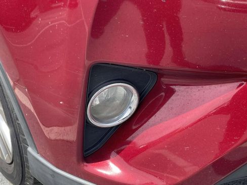 Used 2018 Toyota RAV4 Limited image 4