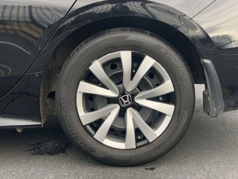 Used 2024 Honda Civic LX image 31