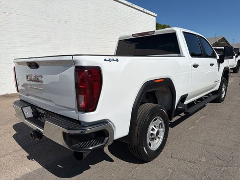Used 2023 GMC Sierra 2500 Pro w/ Convenience Package AWD/4WD image 2