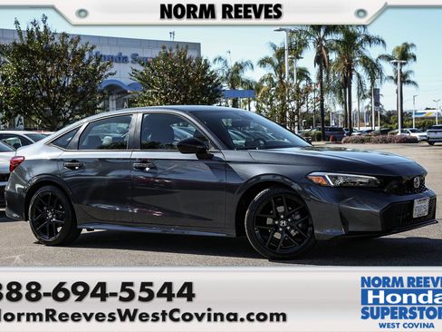 Used 2025 Honda Civic Sport image 1