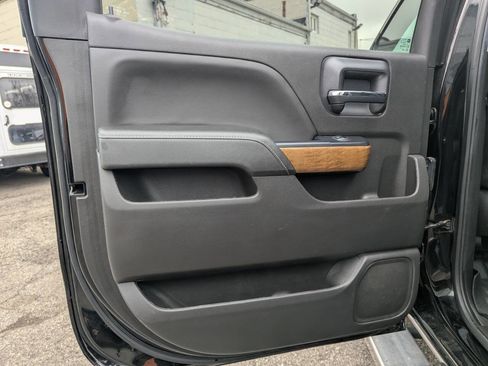 Used 2018 Chevrolet Silverado 1500 LTZ w/ Sport Package image 14