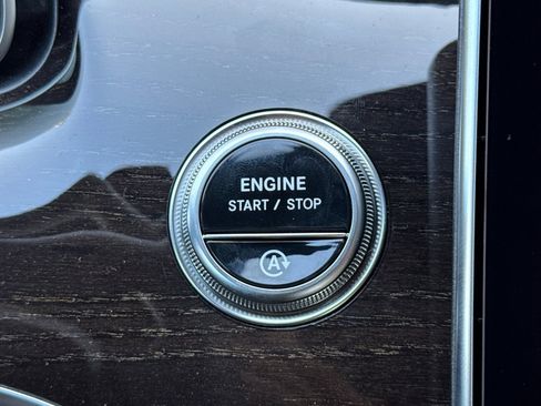 New 2025 Mercedes-Benz C 300 Sedan image 20