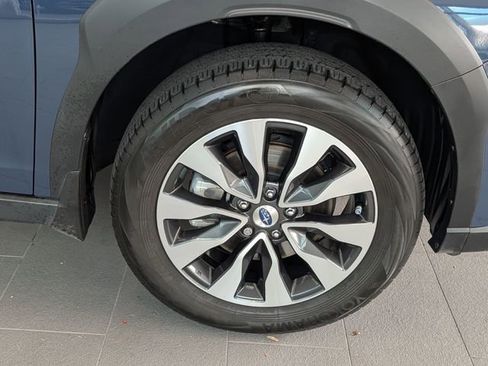 Used 2023 Subaru Outback Limited image 17