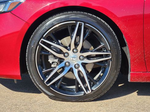 Used 2022 Honda Accord Touring image 14