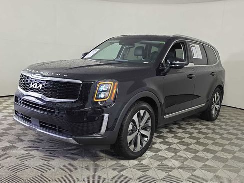 Used 2022 Kia Telluride EX w/ EX Premium Package image 4