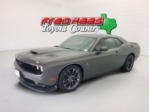 Used 2023 Dodge Challenger R/T Scat Pack RWD image 1
