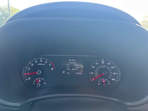 Used 2022 Kia Soul LX w/ Technology Package FWD image 13