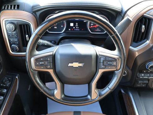 Used 2023 Chevrolet Silverado 3500 High Country w/ Z71 Off-Road Package AWD/4WD image 17