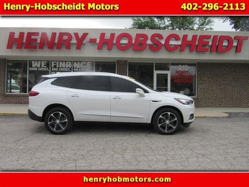 Used 2021 Buick Enclave Essence w/ Sport Touring Edition FWD image 1