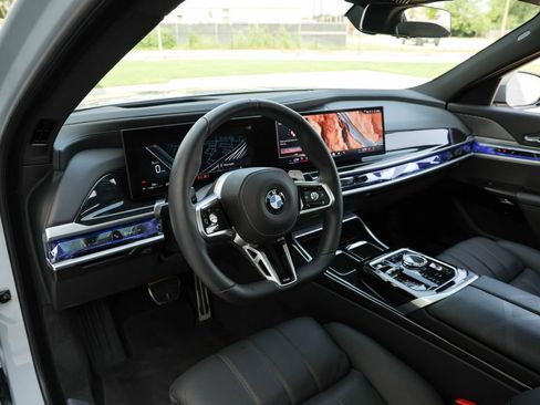 Used 2026 BMW 740i xDrive AWD/4WD image 16