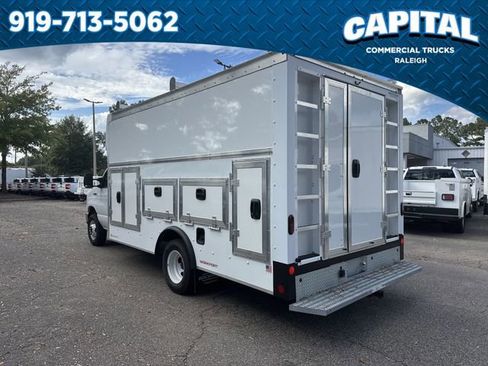 New 2026 Ford E-450 and Econoline 450 Super Duty w/ Power Equipment Group image 6