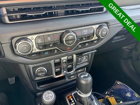 Used 2024 Jeep Wrangler High Altitude AWD/4WD image 20